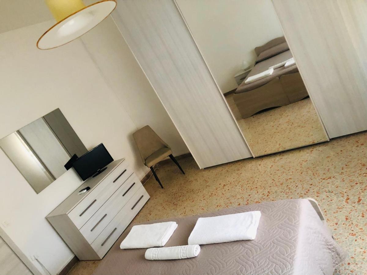 B&B Dell'Amicizia Fano Ngoại thất bức ảnh