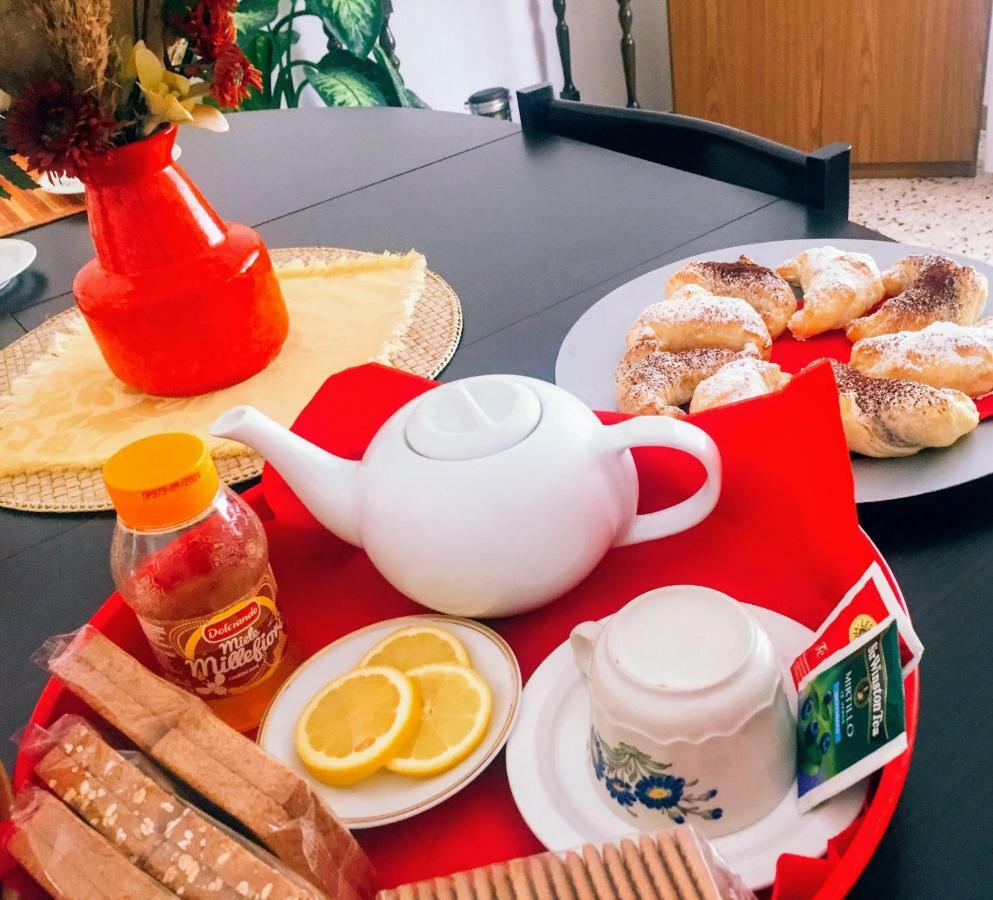 B&B Dell'Amicizia Fano Ngoại thất bức ảnh